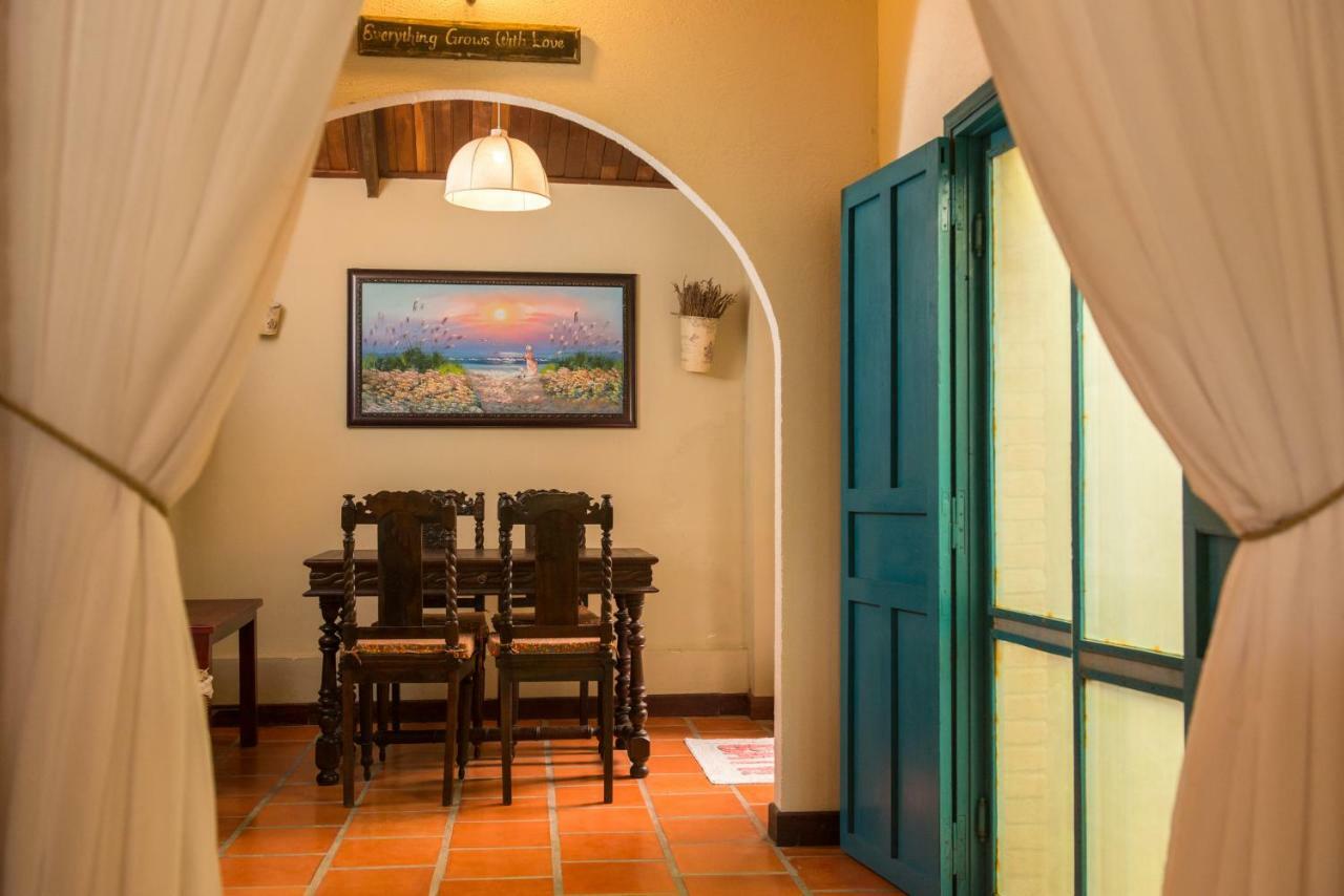 Veranda Beach Place Hotell Phan Thiet Exteriör bild