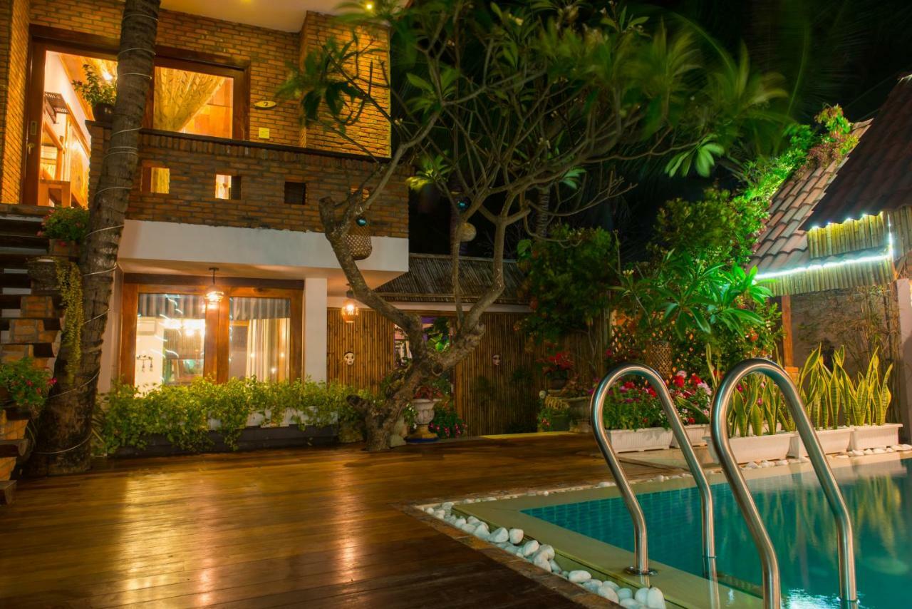 Veranda Beach Place Hotell Phan Thiet Exteriör bild