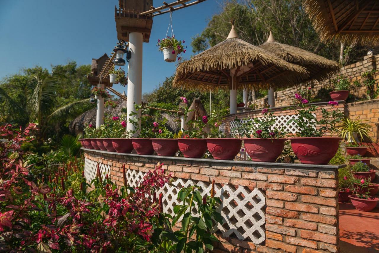 Veranda Beach Place Hotell Phan Thiet Exteriör bild