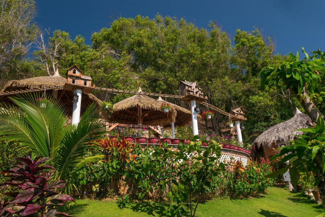 Veranda Beach Place Hotell Phan Thiet Exteriör bild
